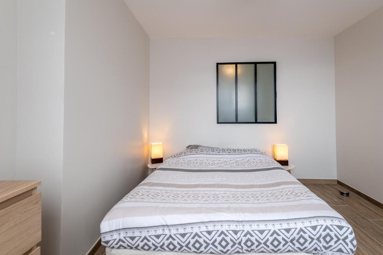 Appartement Lumineux Au Centre Du Village Saint-Felix  Bagian luar foto
