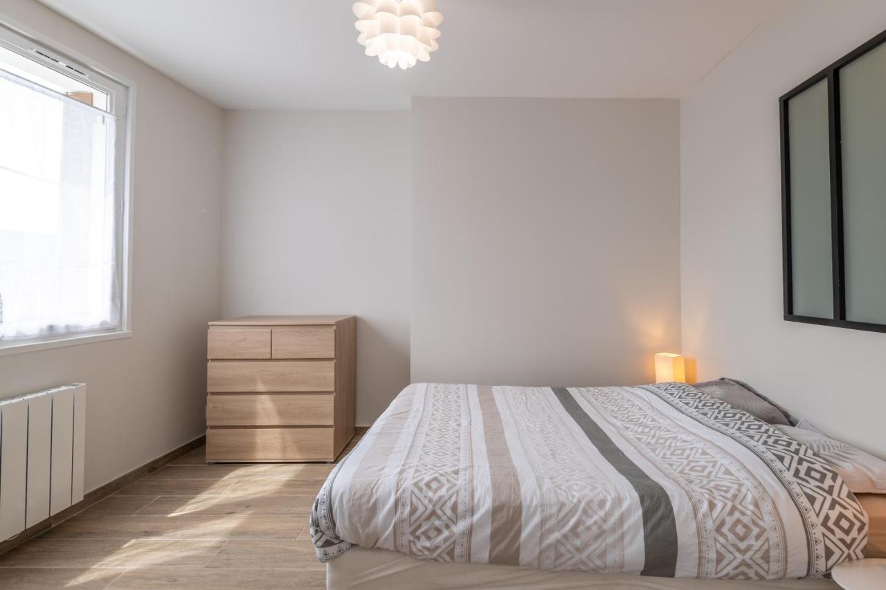 Appartement Lumineux Au Centre Du Village Saint-Felix  Bagian luar foto