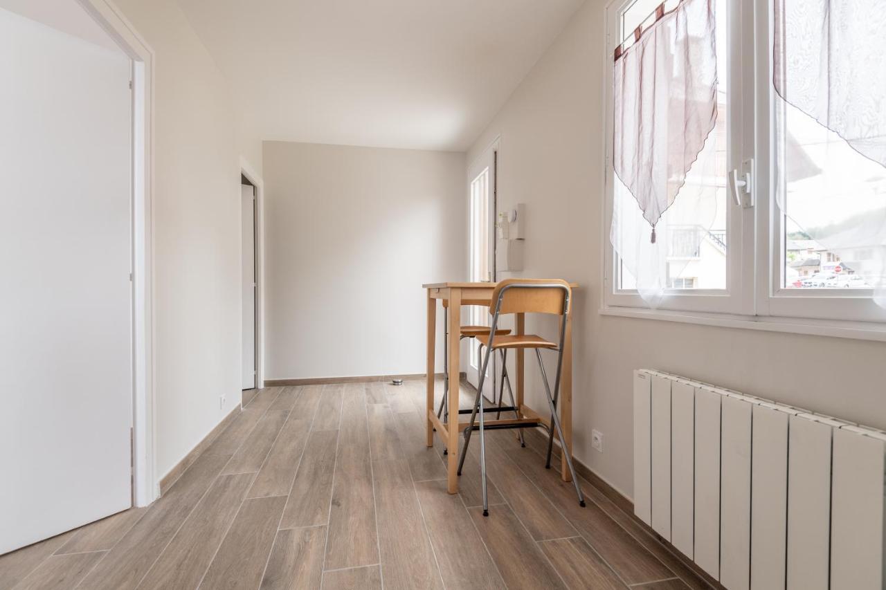 Appartement Lumineux Au Centre Du Village Saint-Felix  Bagian luar foto